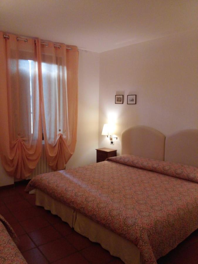 Lurago dʼErba La Corte Di Lurago מראה חיצוני תמונה